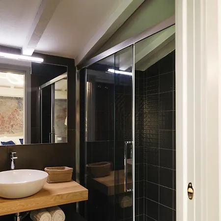 Residenza Carlotta - Luxury And Design Beside Arno Florence
