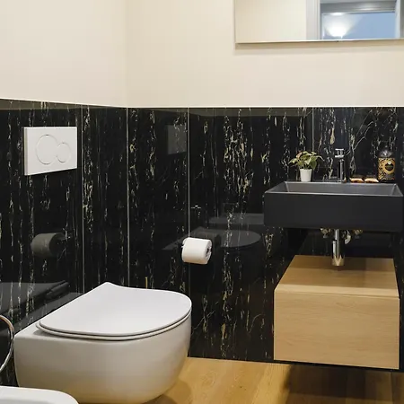 Residenza Carlotta - Luxury And Design Beside Arno *