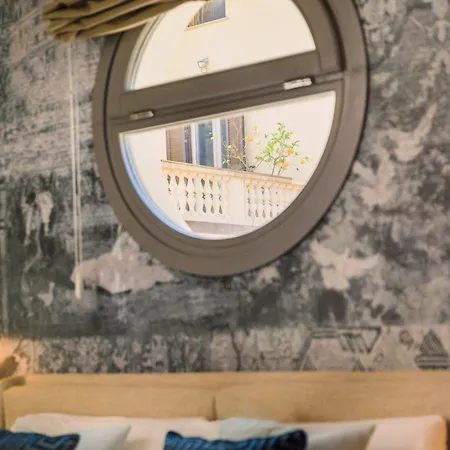 Residenza Carlotta - Luxury And Design Beside Arno Villa *